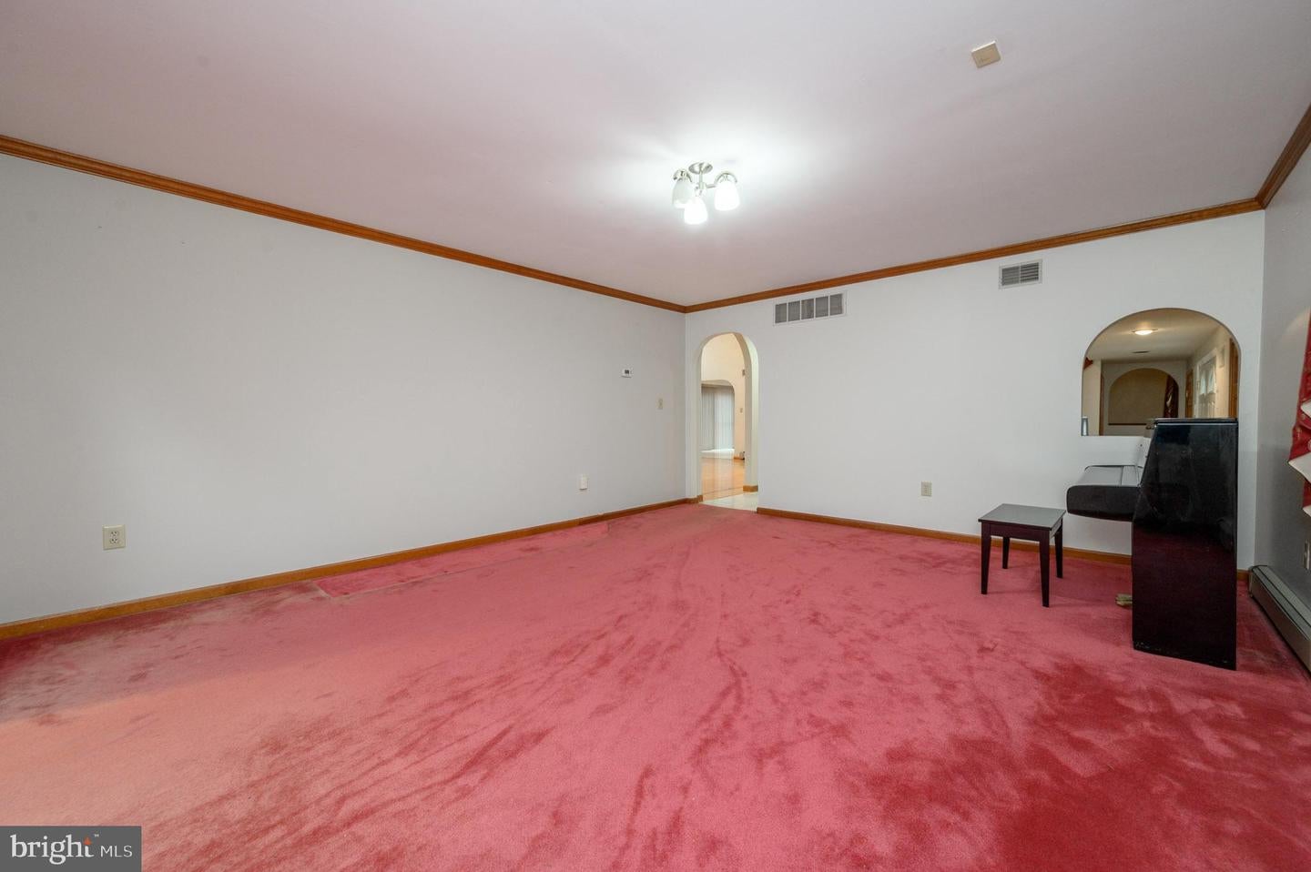 Monmouth Junction, New Jersey, 08852, United States, 5 Bedrooms Bedrooms, ,6 BathroomsBathrooms,Residential,Active,2044533