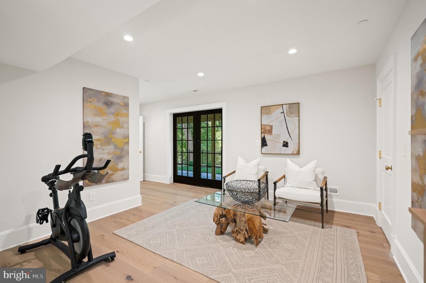 Washington, District Of Columbia, 20016, United States, 6 Bedrooms Bedrooms, ,8 BathroomsBathrooms,Residential,Active,1934802
