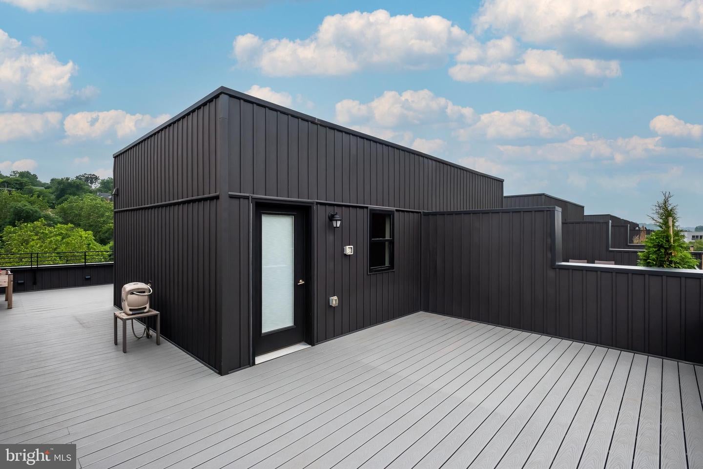 Philadelphia, Pennsylvania, 19127, United States, ,4 BathroomsBathrooms,Residential,Active,1849520