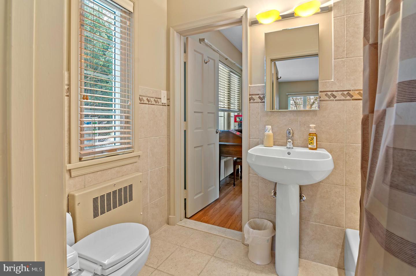 Owings Mills, Maryland, 21117, United States, 5 Bedrooms Bedrooms, ,4 BathroomsBathrooms,Residential,Active,1971806