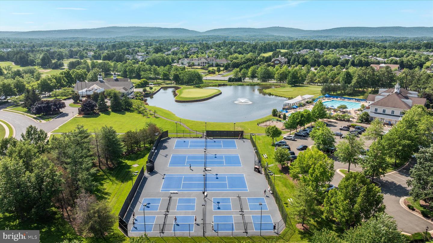 Haymarket, Virginia, 20169, United States, 5 Bedrooms Bedrooms, ,5 BathroomsBathrooms,Residential,Pending,2045778