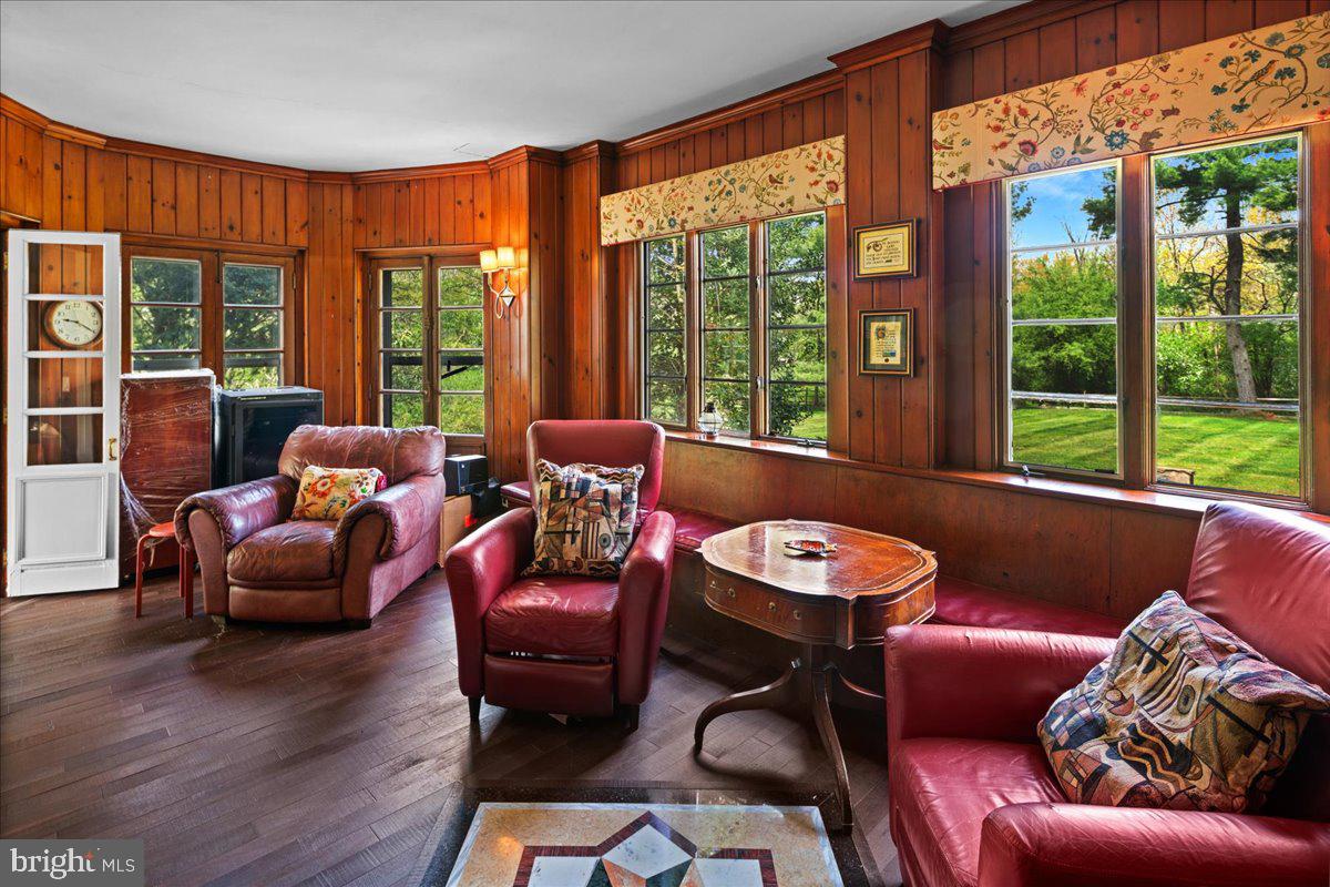 Princeton, New Jersey, 08540, United States, 6 Bedrooms Bedrooms, ,7 BathroomsBathrooms,Residential,Active,2011847