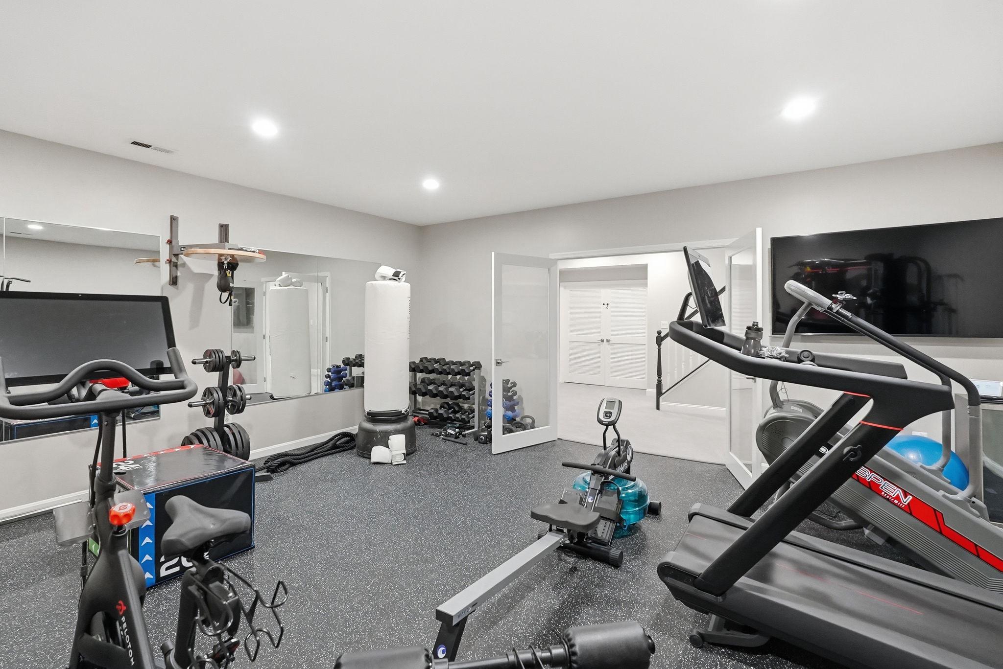North Potomac, Maryland, 20878, United States, 7 Bedrooms Bedrooms, ,8 BathroomsBathrooms,Residential,Active,2044145