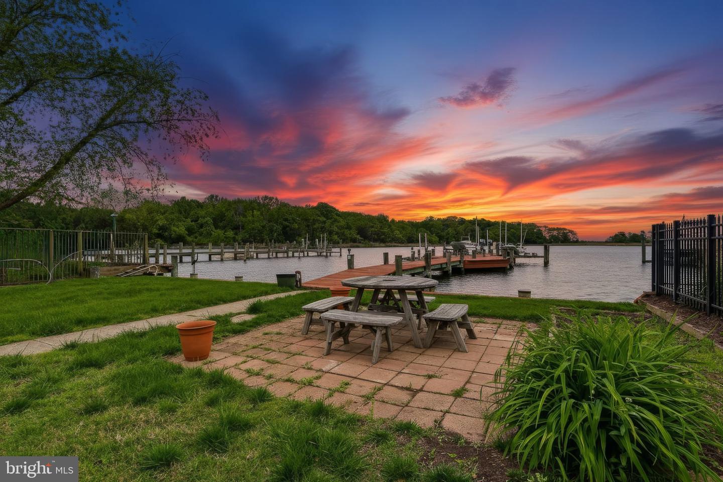 Edgewater, Maryland, 21037, United States, 3 Bedrooms Bedrooms, ,3 BathroomsBathrooms,Residential,Active,2028218