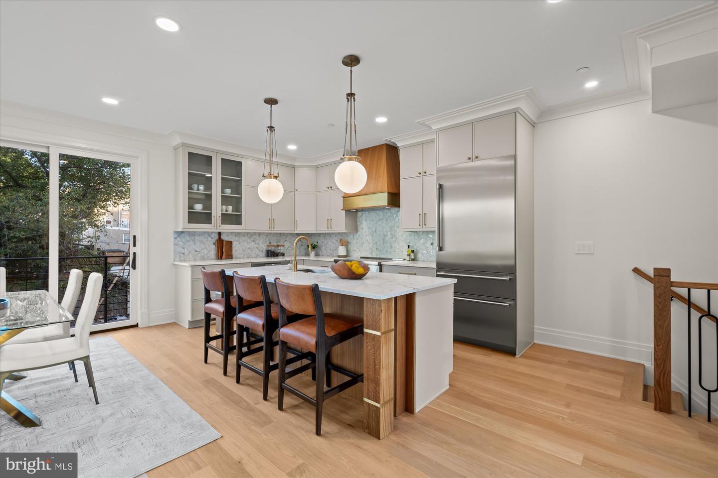 Alexandria, Virginia, 22314, United States, 4 Bedrooms Bedrooms, ,5 BathroomsBathrooms,Residential,Active,1954312