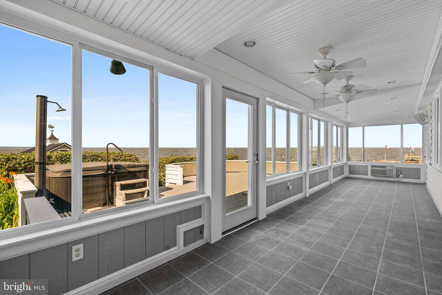 Cobb Island, Maryland, 20625, United States, 6 Bedrooms Bedrooms, ,6 BathroomsBathrooms,Residential,Contingent,1849506