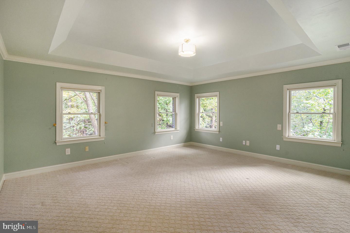 Sellersville, Pennsylvania, 18960, United States, 10 Bedrooms Bedrooms, ,7 BathroomsBathrooms,Residential,Active,1965847