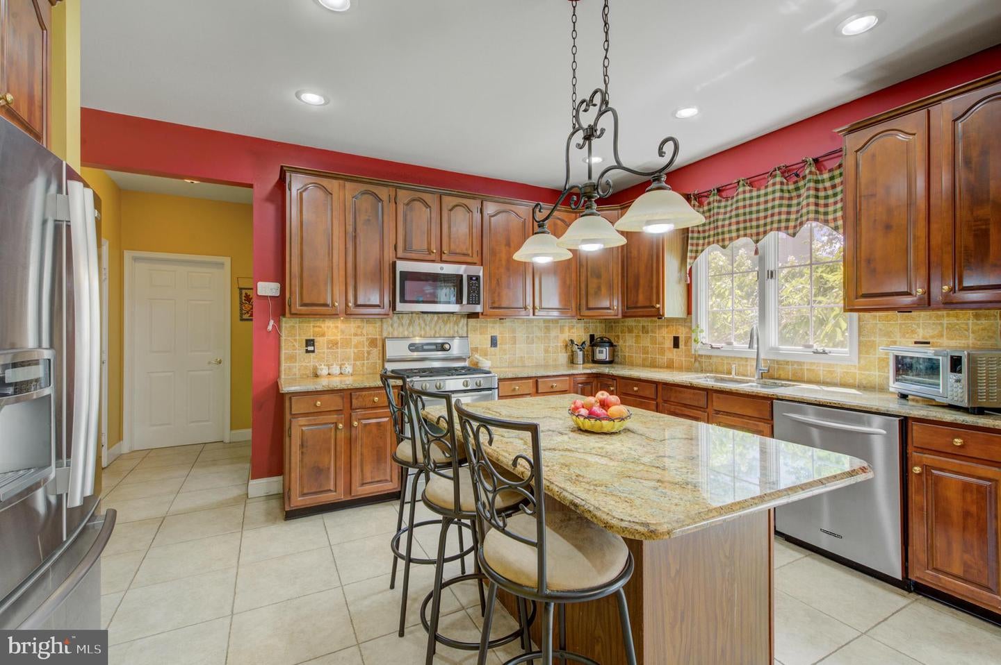 Plainsboro, New Jersey, 08536, United States, 5 Bedrooms Bedrooms, ,4 BathroomsBathrooms,Residential,Active,1936613