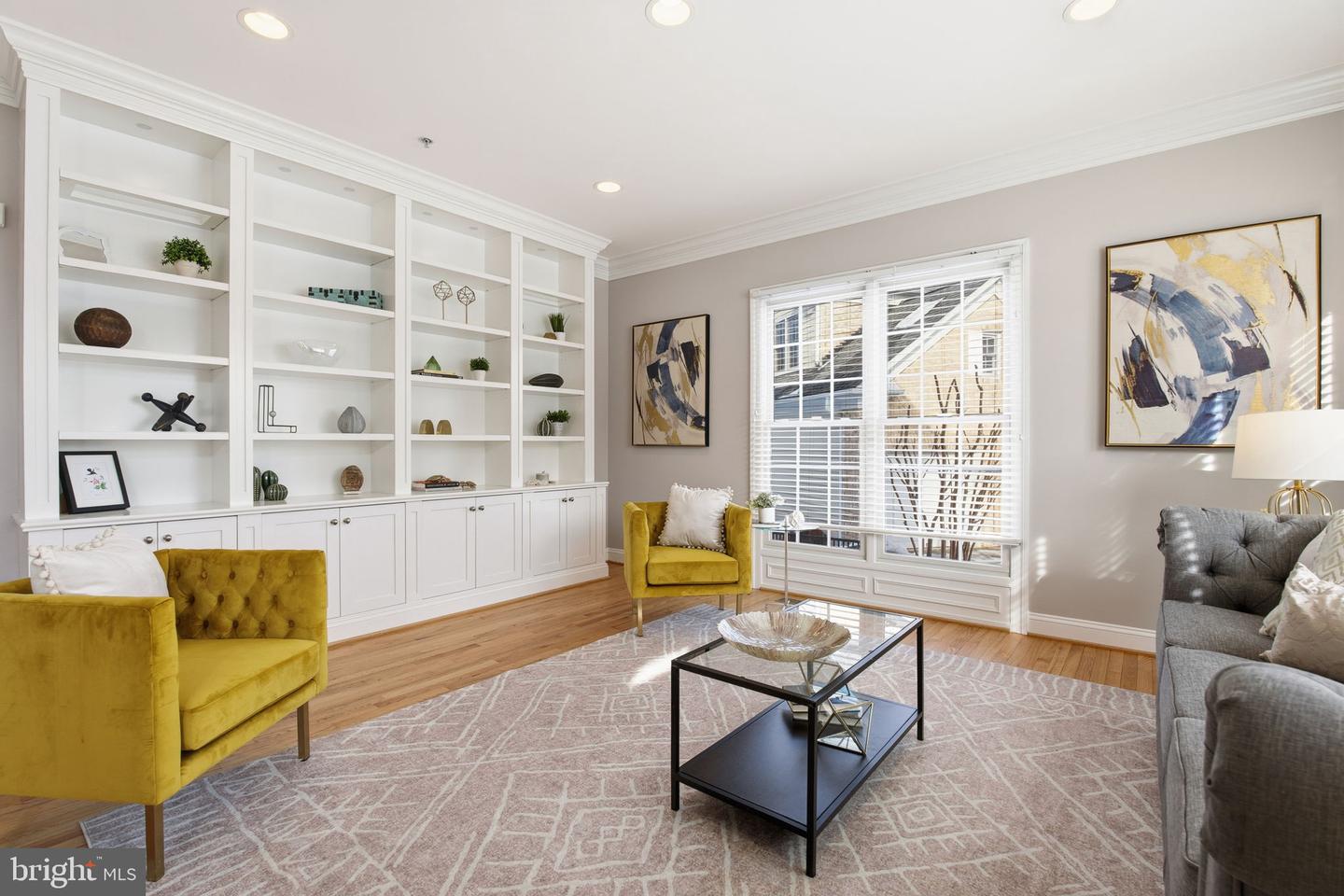 Rockville, Maryland, 20850, United States, 5 Bedrooms Bedrooms, ,5 BathroomsBathrooms,Residential,Active,2015808