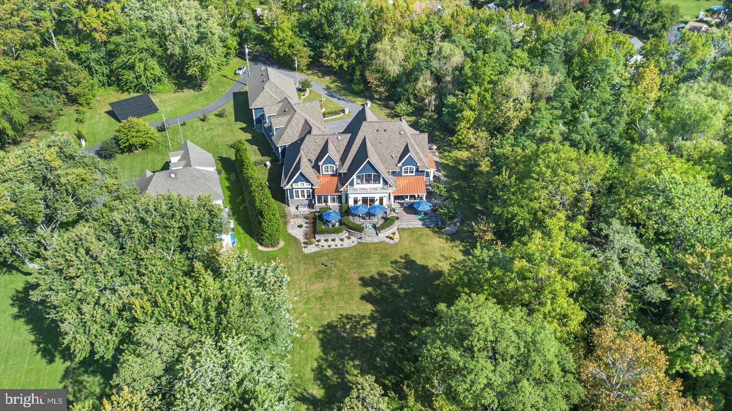 Middle River, Maryland, 21220, United States, 7 Bedrooms Bedrooms, ,7 BathroomsBathrooms,Residential,Active,1969646