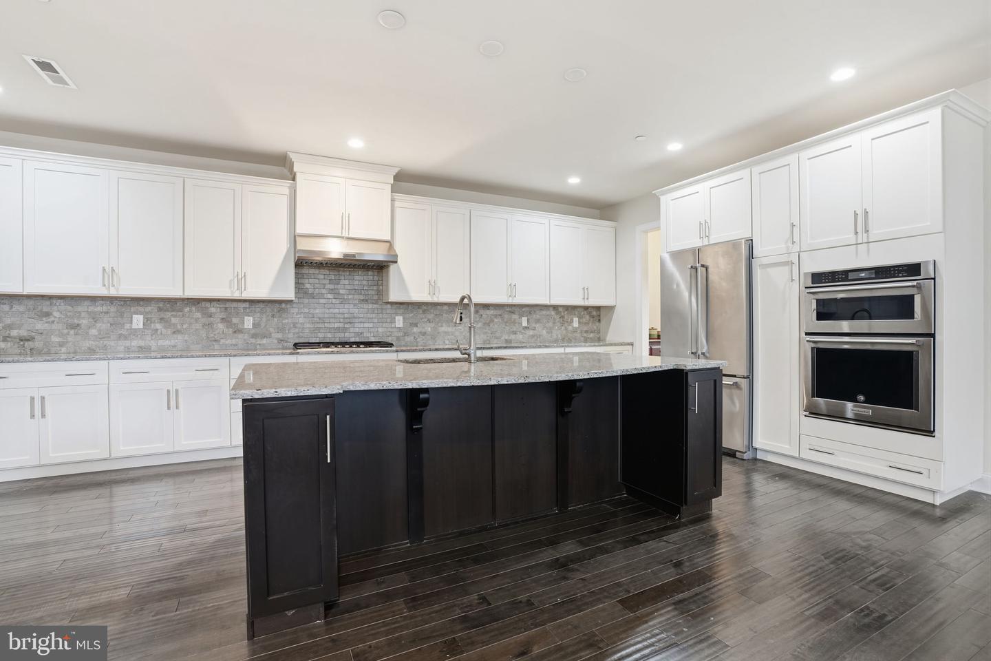 Newtown Square, Pennsylvania, 19073, United States, 3 Bedrooms Bedrooms, ,4 BathroomsBathrooms,Residential,Active,2010920