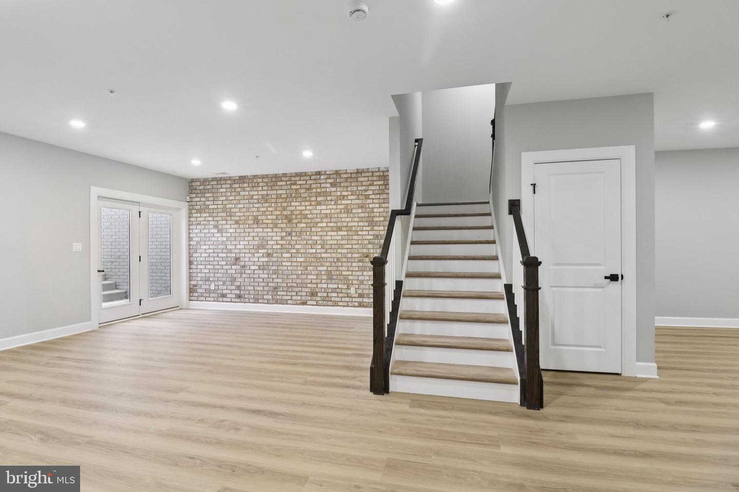 Bowie, Maryland, 20716, United States, 5 Bedrooms Bedrooms, ,5 BathroomsBathrooms,Residential,Active,2006775