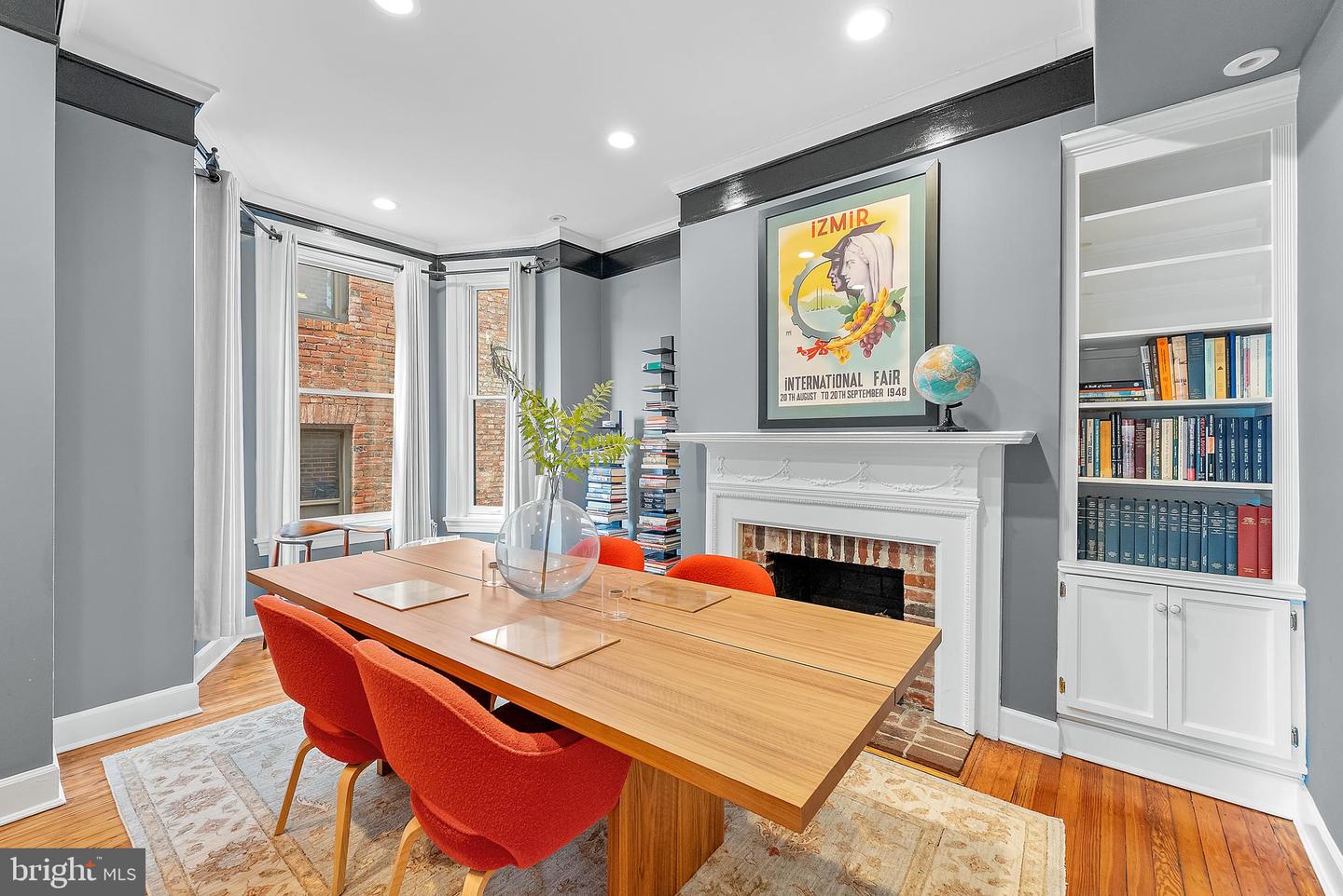Washington, District Of Columbia, 20005, United States, 3 Bedrooms Bedrooms, ,4 BathroomsBathrooms,Residential,Active,1943762