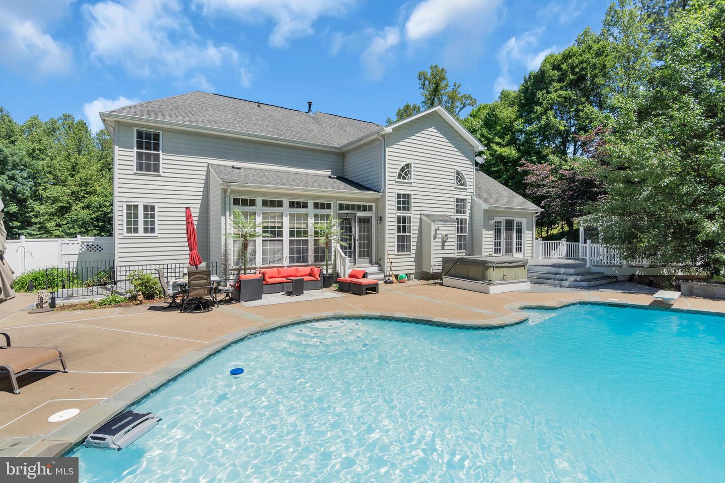 Manassas, Virginia, 20112, United States, 6 Bedrooms Bedrooms, ,5 BathroomsBathrooms,Residential,Active,2052030