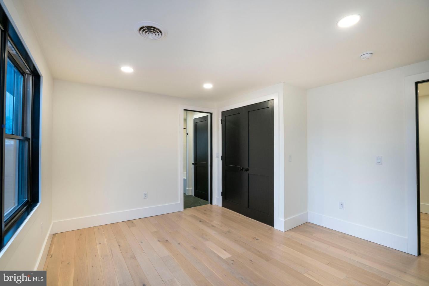 State College, Pennsylvania, 16801, United States, 5 Bedrooms Bedrooms, ,5 BathroomsBathrooms,Residential,Active,2010175