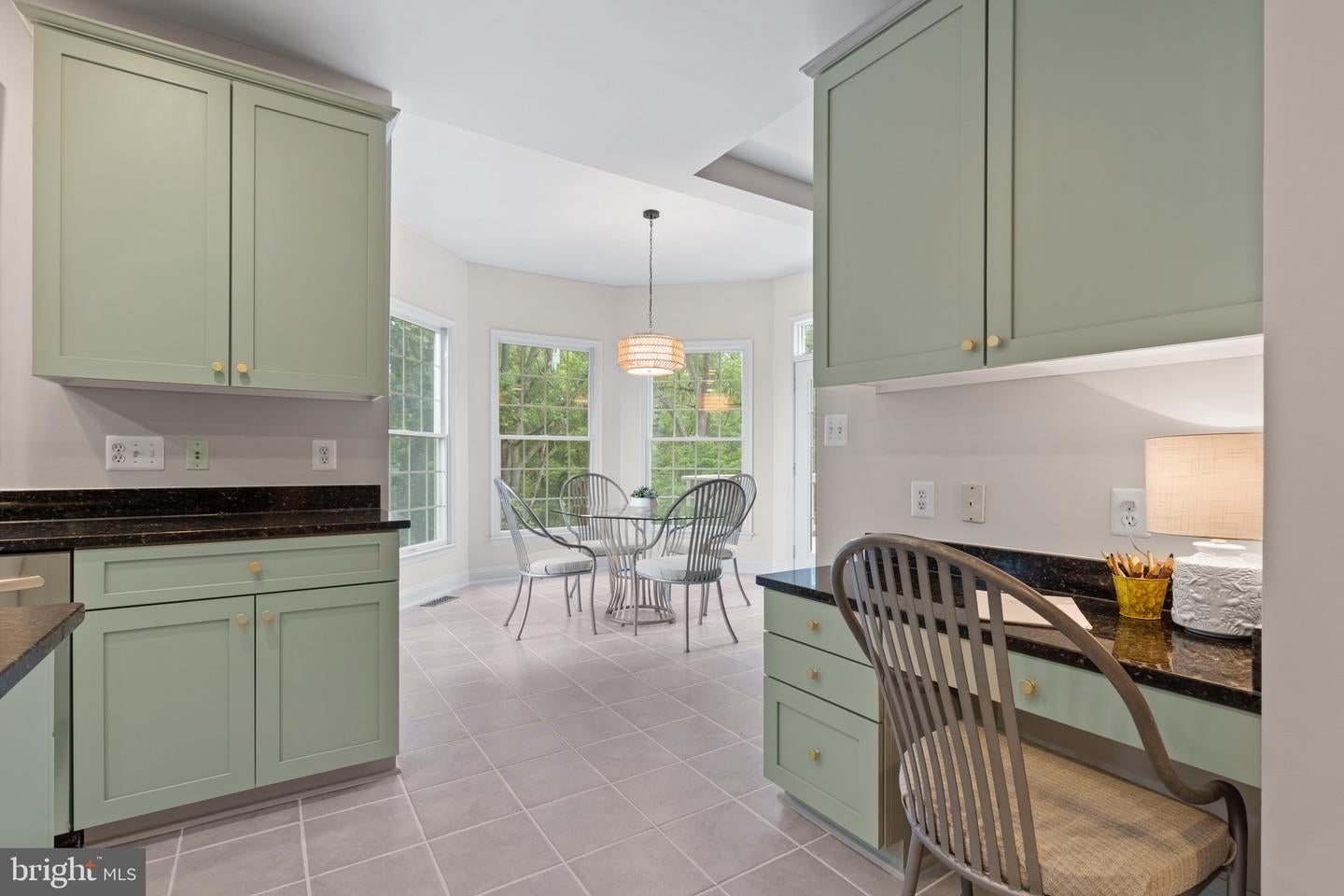 Oakton, Virginia, 22124, United States, 5 Bedrooms Bedrooms, ,5 BathroomsBathrooms,Residential,Active,1926902