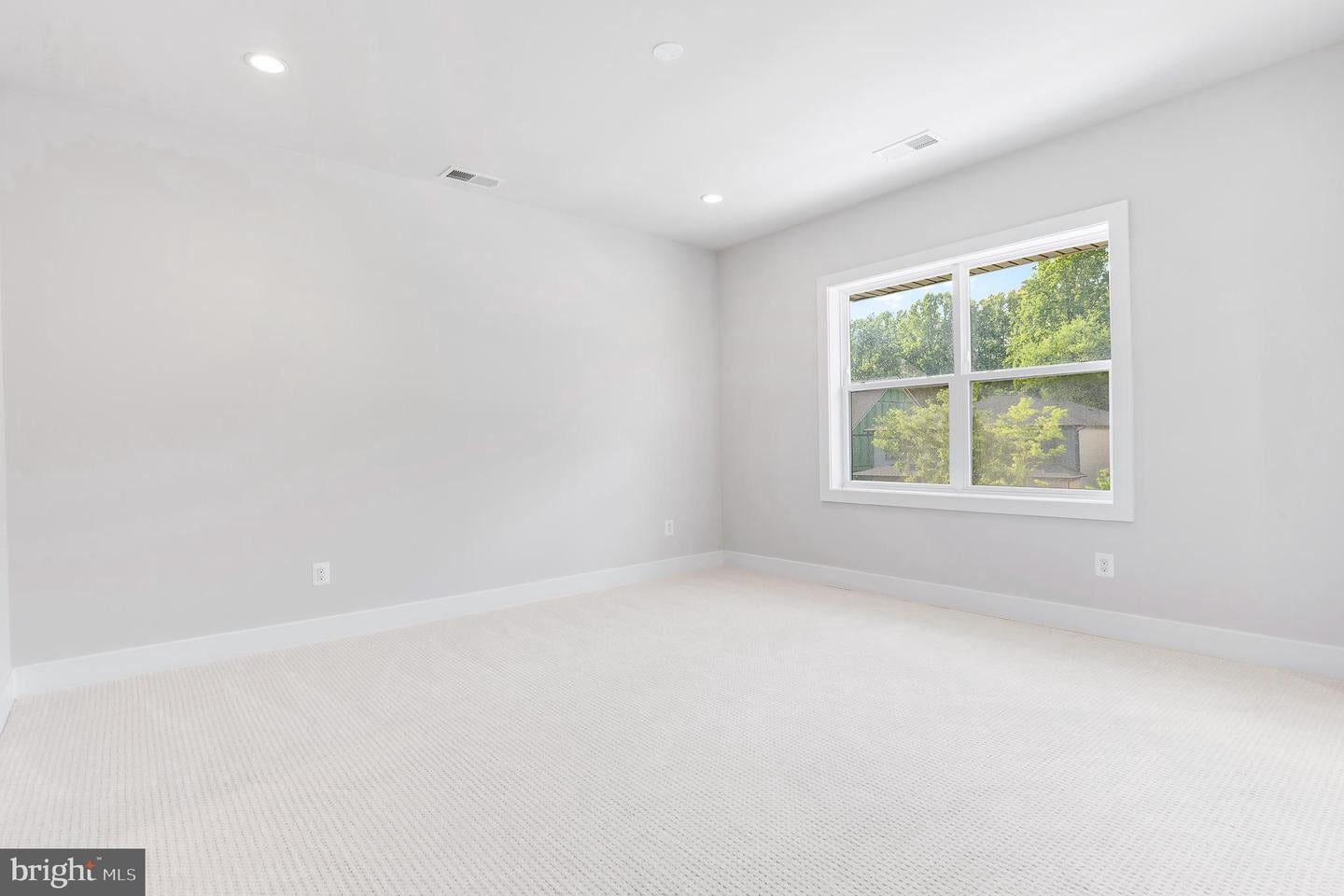 Bethesda, Maryland, 20817, United States, 5 Bedrooms Bedrooms, ,5 BathroomsBathrooms,Residential,Active,1880183