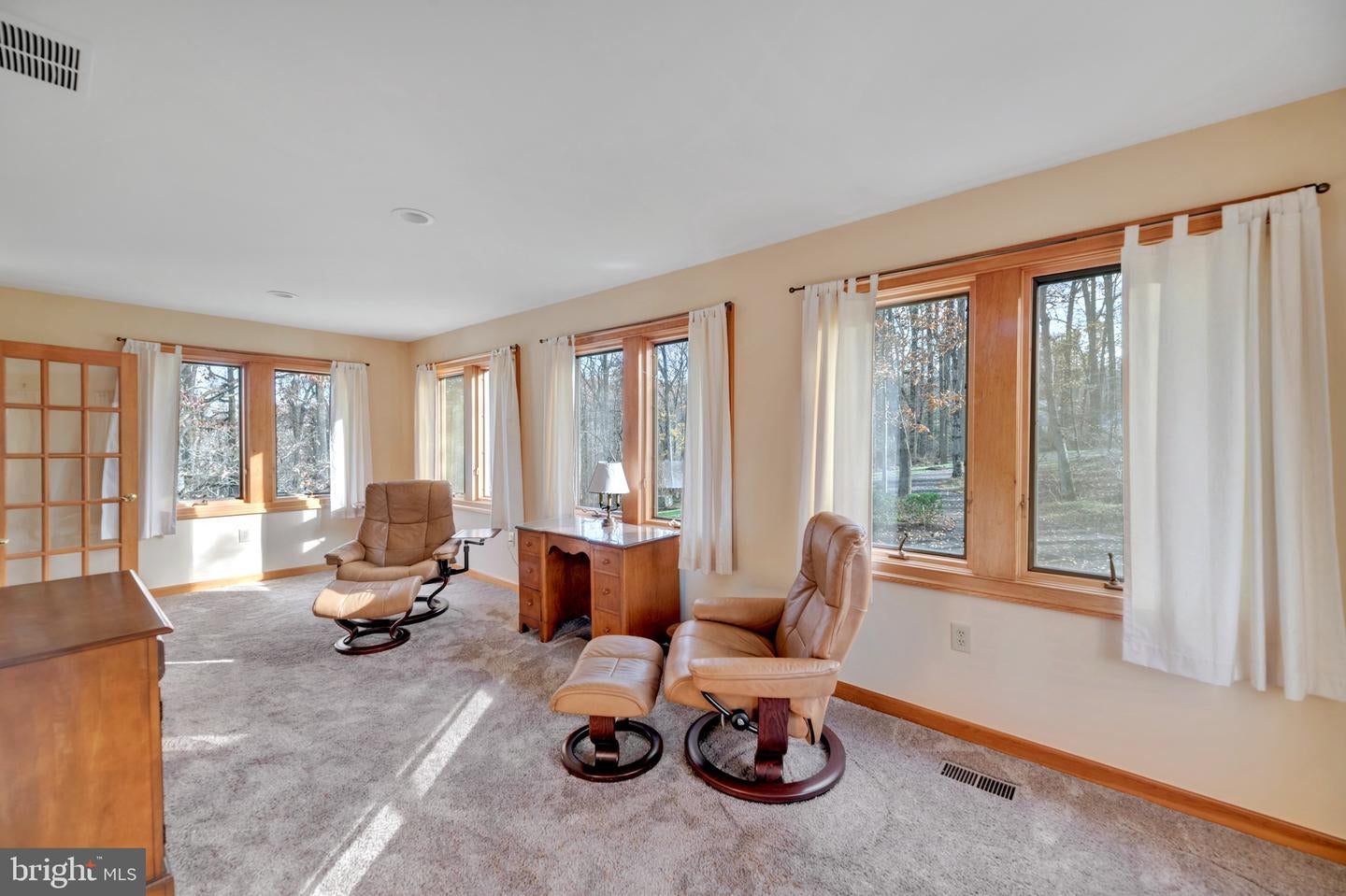 Ellicott City, Maryland, 21042, United States, 5 Bedrooms Bedrooms, ,5 BathroomsBathrooms,Residential,Active,1988714