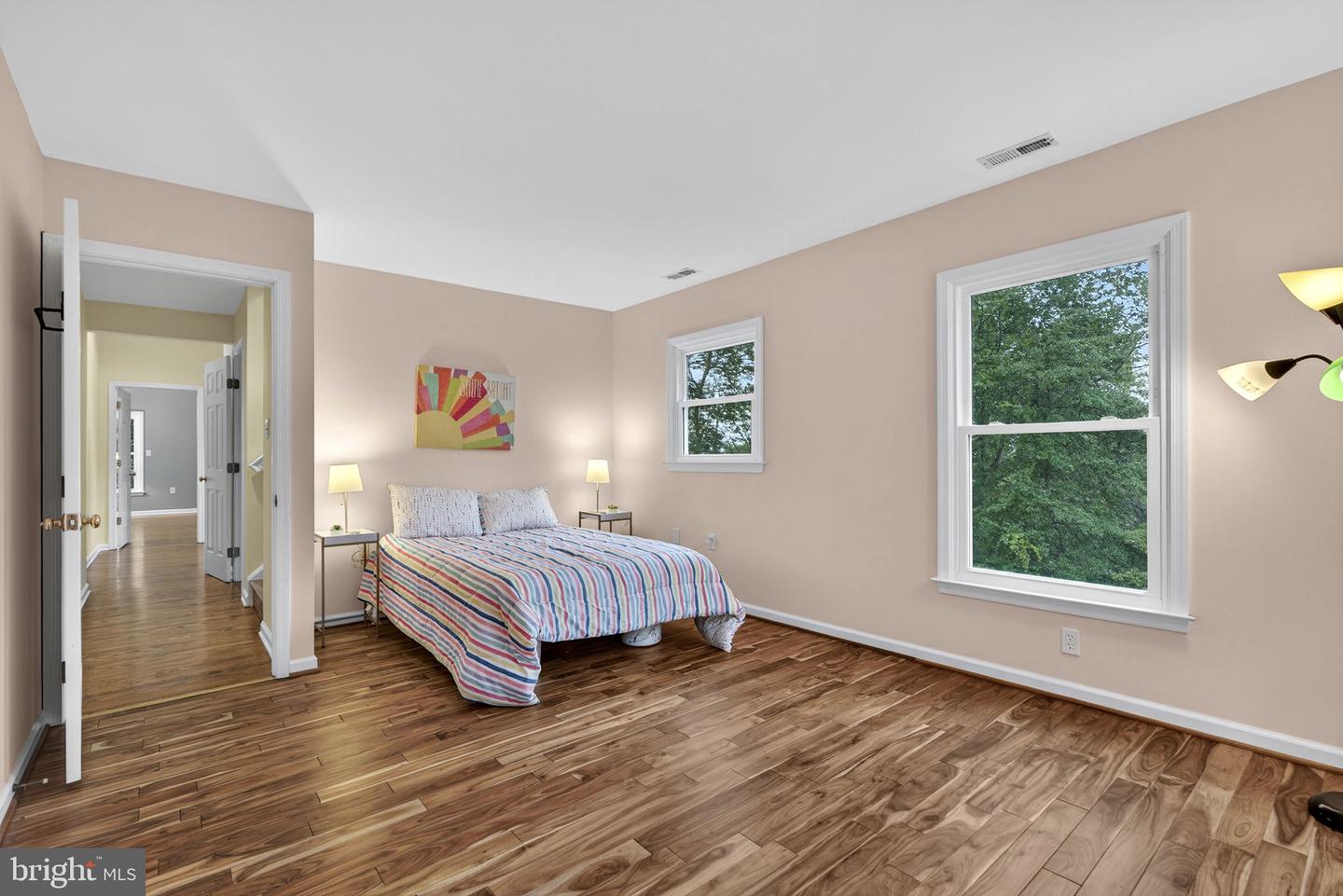 Lovettsville, Virginia, 20180, United States, ,2 BathroomsBathrooms,Residential,Active,1954034