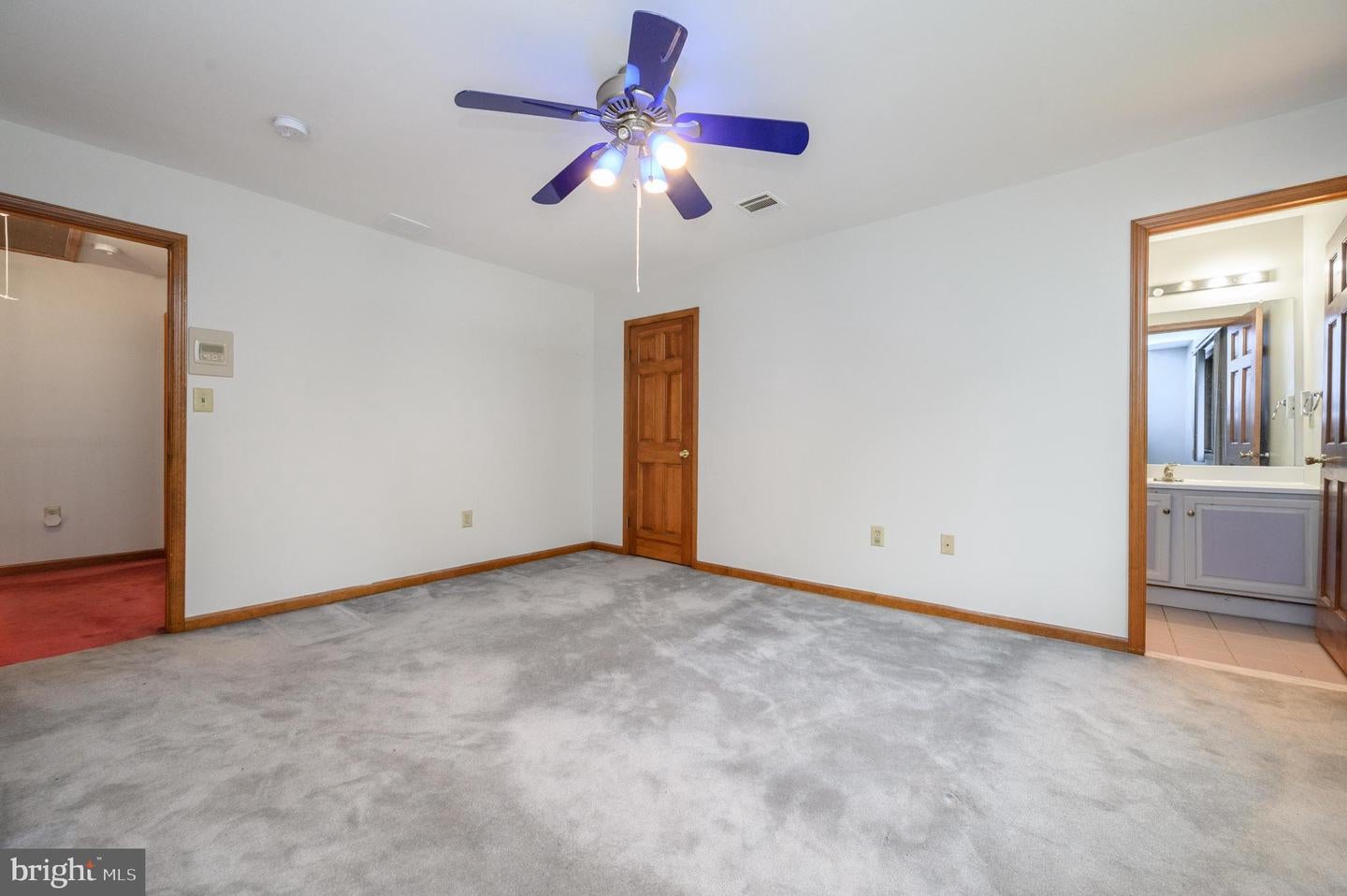 Monmouth Junction, New Jersey, 08852, United States, 5 Bedrooms Bedrooms, ,6 BathroomsBathrooms,Residential,Active,2044533