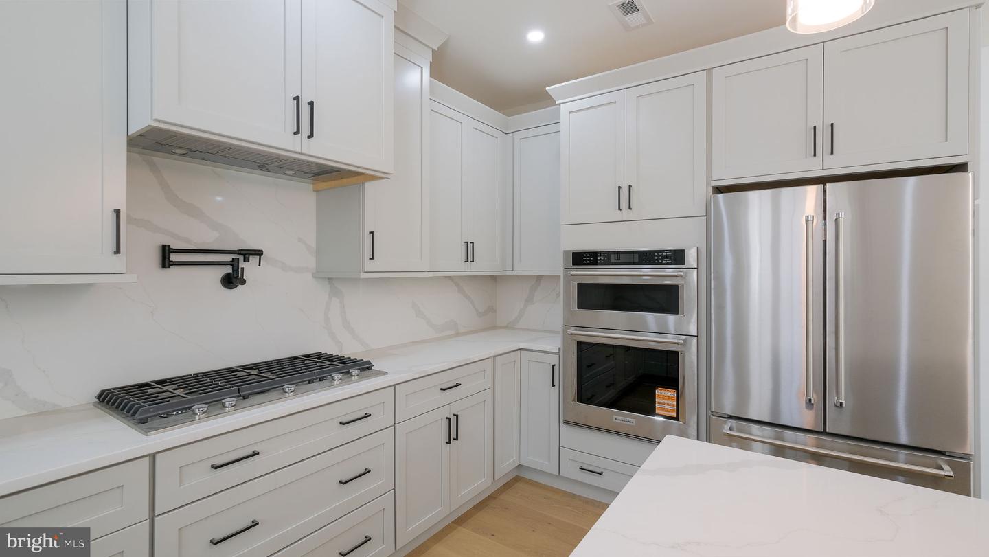Doylestown, Pennsylvania, 18902, United States, 4 Bedrooms Bedrooms, ,5 BathroomsBathrooms,Residential,Active,1702887