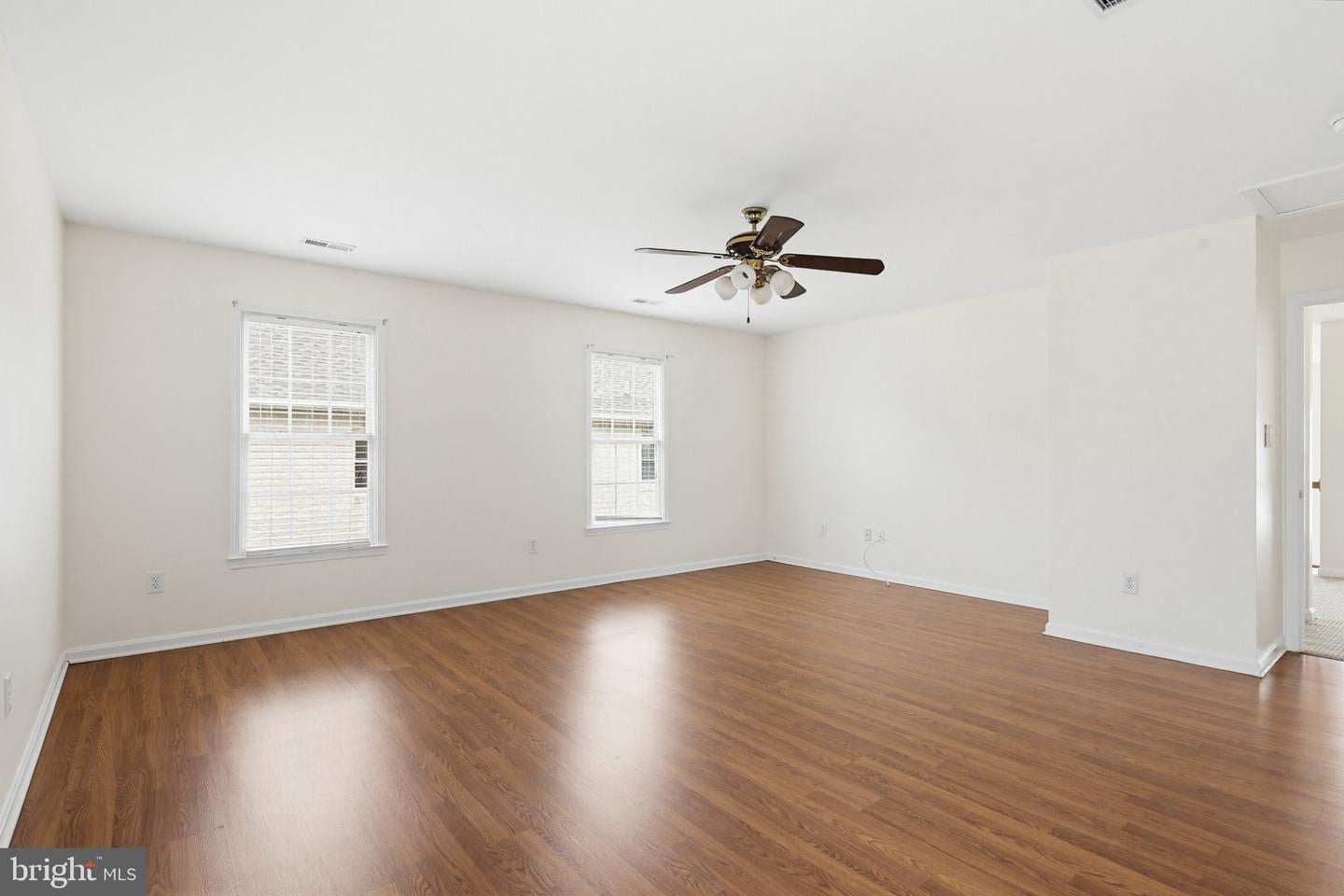 Edgewater, Maryland, 21037, United States, 3 Bedrooms Bedrooms, ,3 BathroomsBathrooms,Residential,Active,2028218