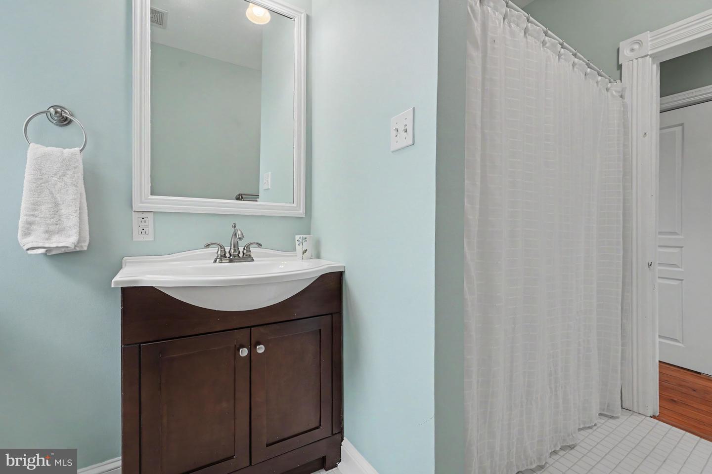 Doylestown, Pennsylvania, 18901, United States, 4 Bedrooms Bedrooms, ,3 BathroomsBathrooms,Residential,Contingent,2045751