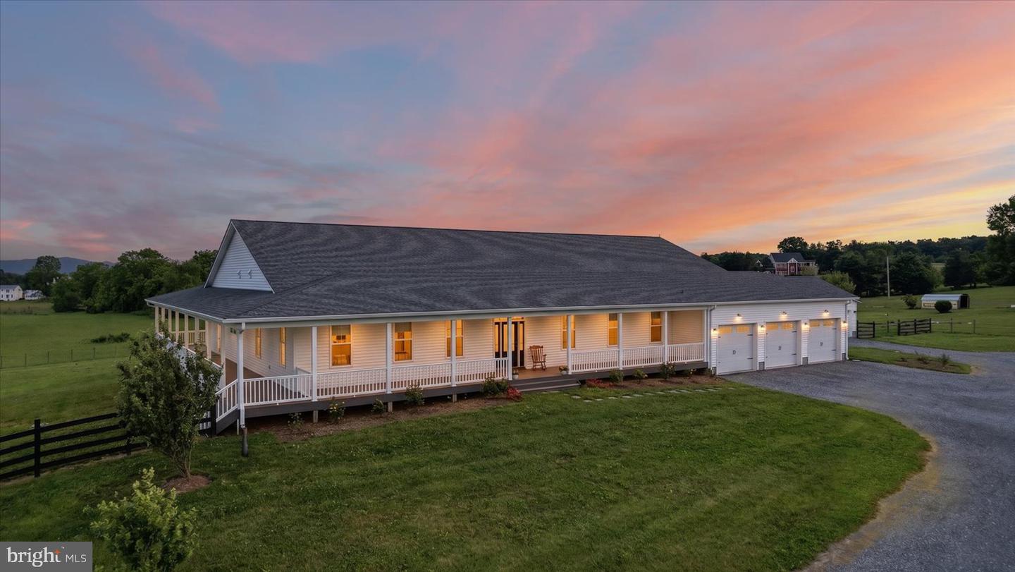 Winchester, Virginia, 22602, United States, 4 Bedrooms Bedrooms, ,4 BathroomsBathrooms,Residential,Active,2025980