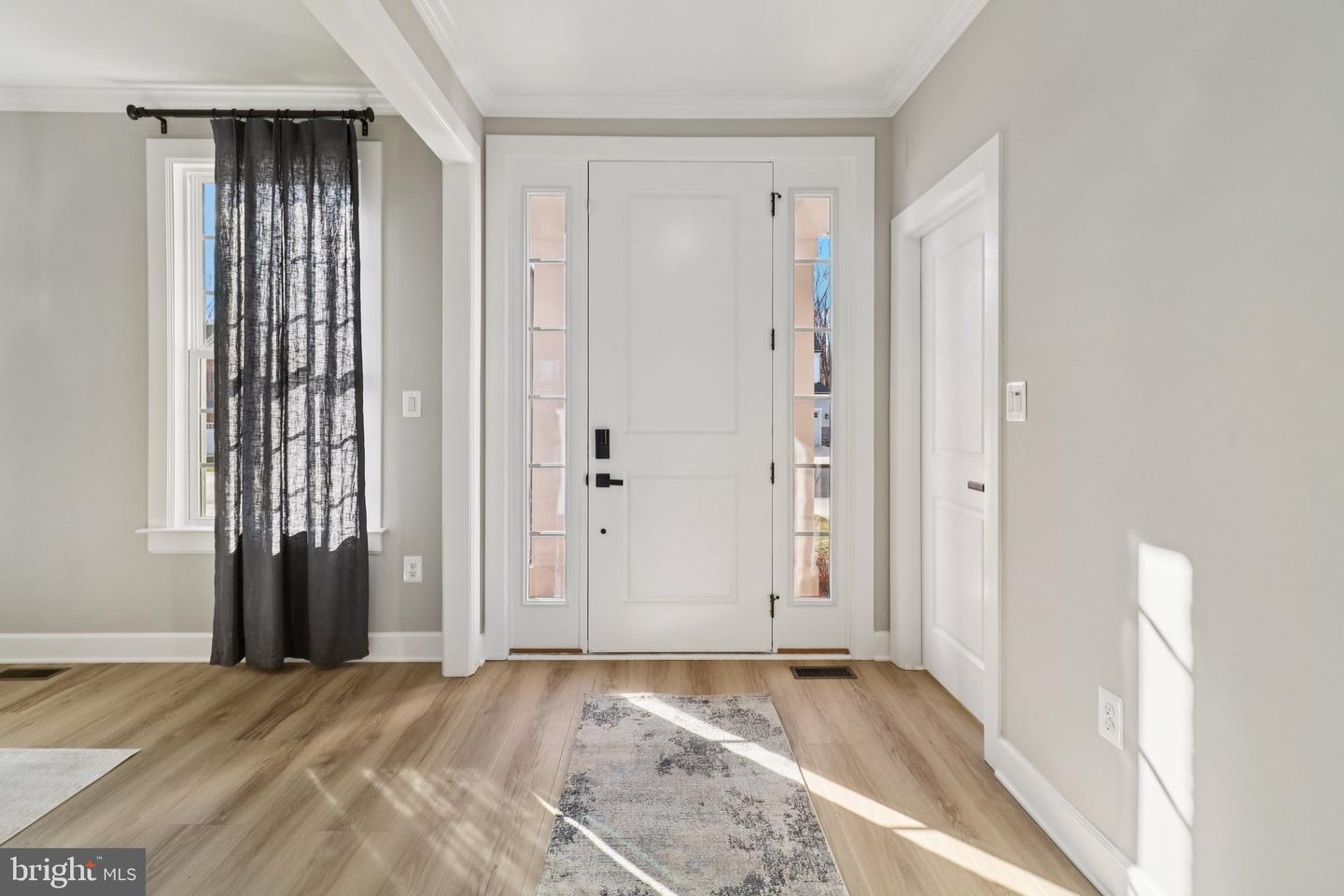 Bowie, Maryland, 20716, United States, 5 Bedrooms Bedrooms, ,5 BathroomsBathrooms,Residential,Active,2006775