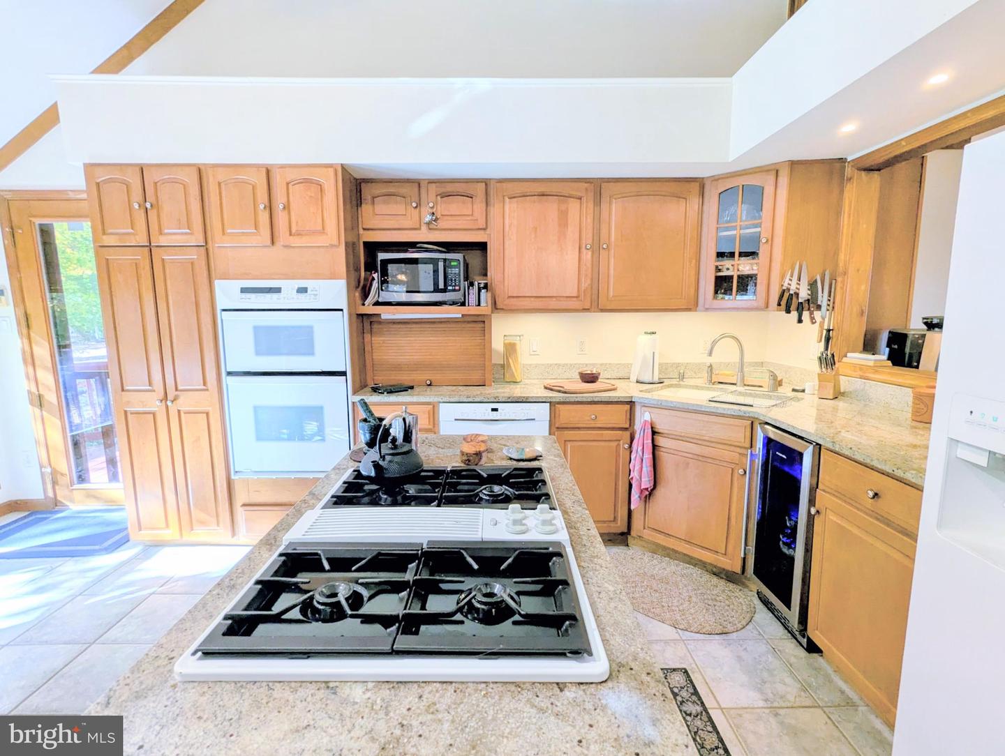 Queenstown, Maryland, 21658, United States, 4 Bedrooms Bedrooms, ,3 BathroomsBathrooms,Residential,Active,1973642