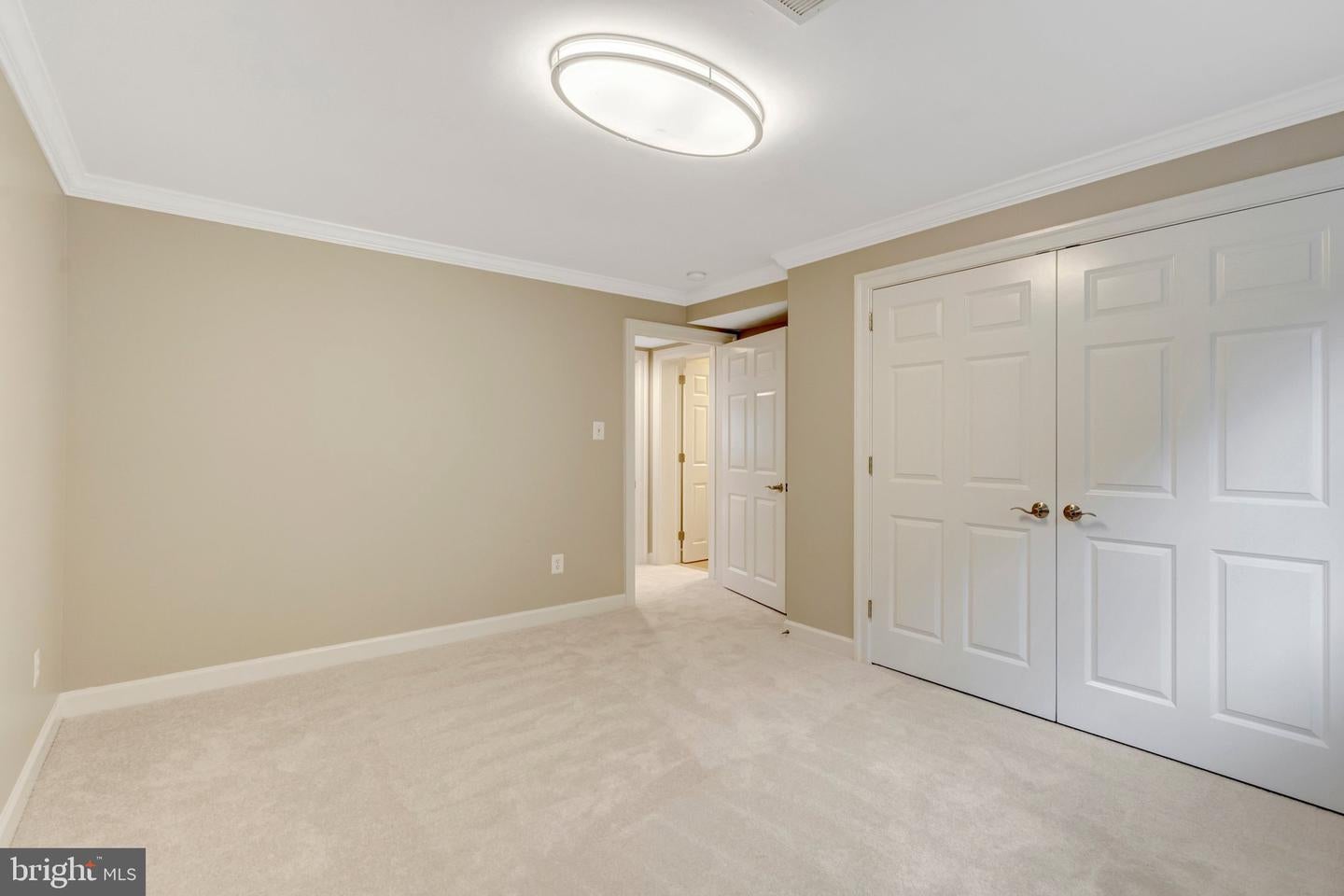 Fairfax, Virginia, 22030, United States, 4 Bedrooms Bedrooms, ,3 BathroomsBathrooms,Residential,Active,2045005