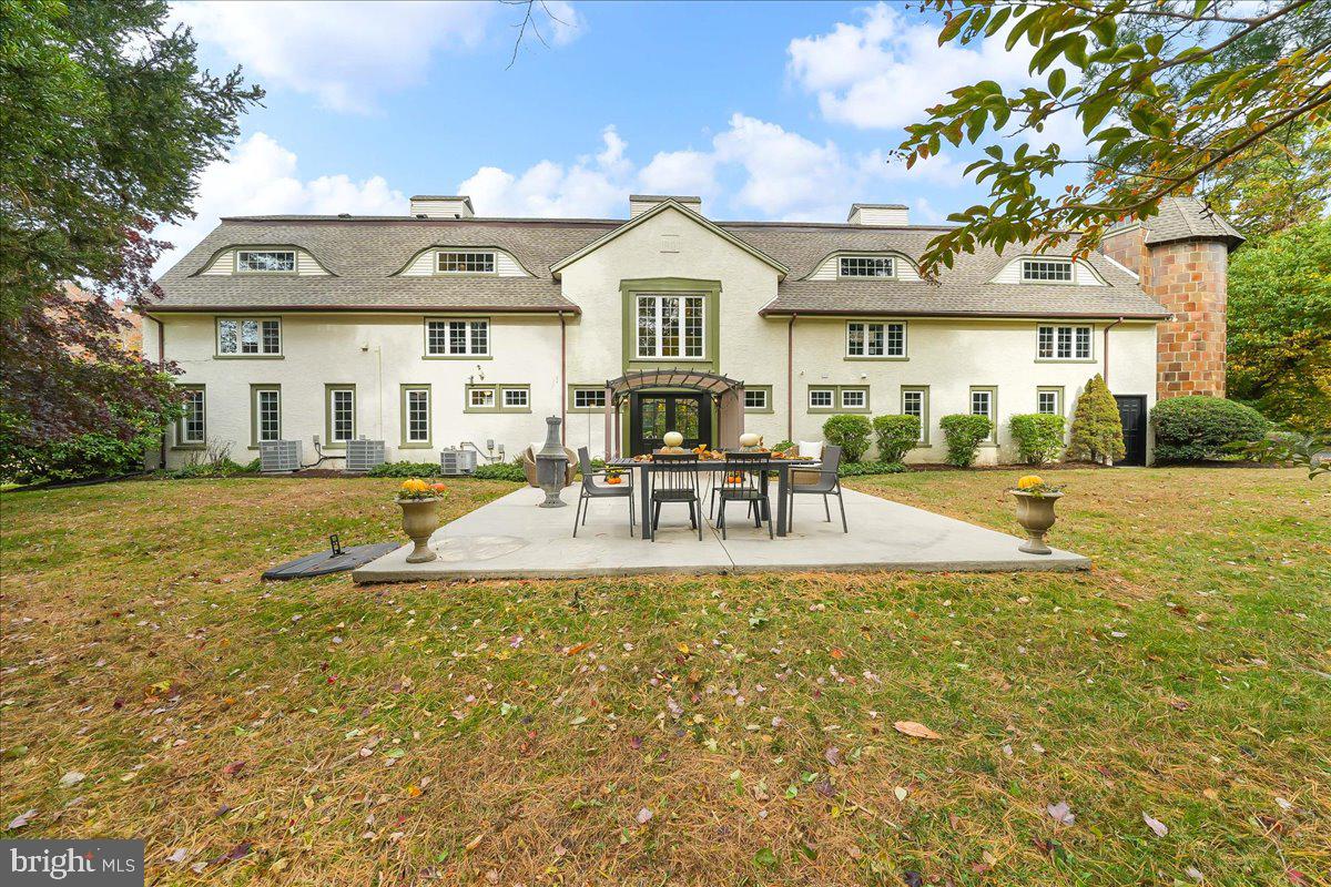 Wilmington, Delaware, 19807, United States, 5 Bedrooms Bedrooms, ,6 BathroomsBathrooms,Residential,Active,1988434