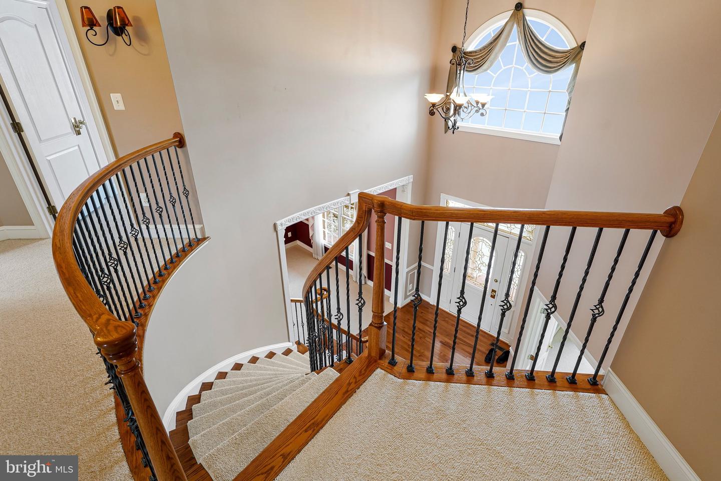 Leesburg, Virginia, 20175, United States, 5 Bedrooms Bedrooms, ,5 BathroomsBathrooms,Residential,Active,2021689