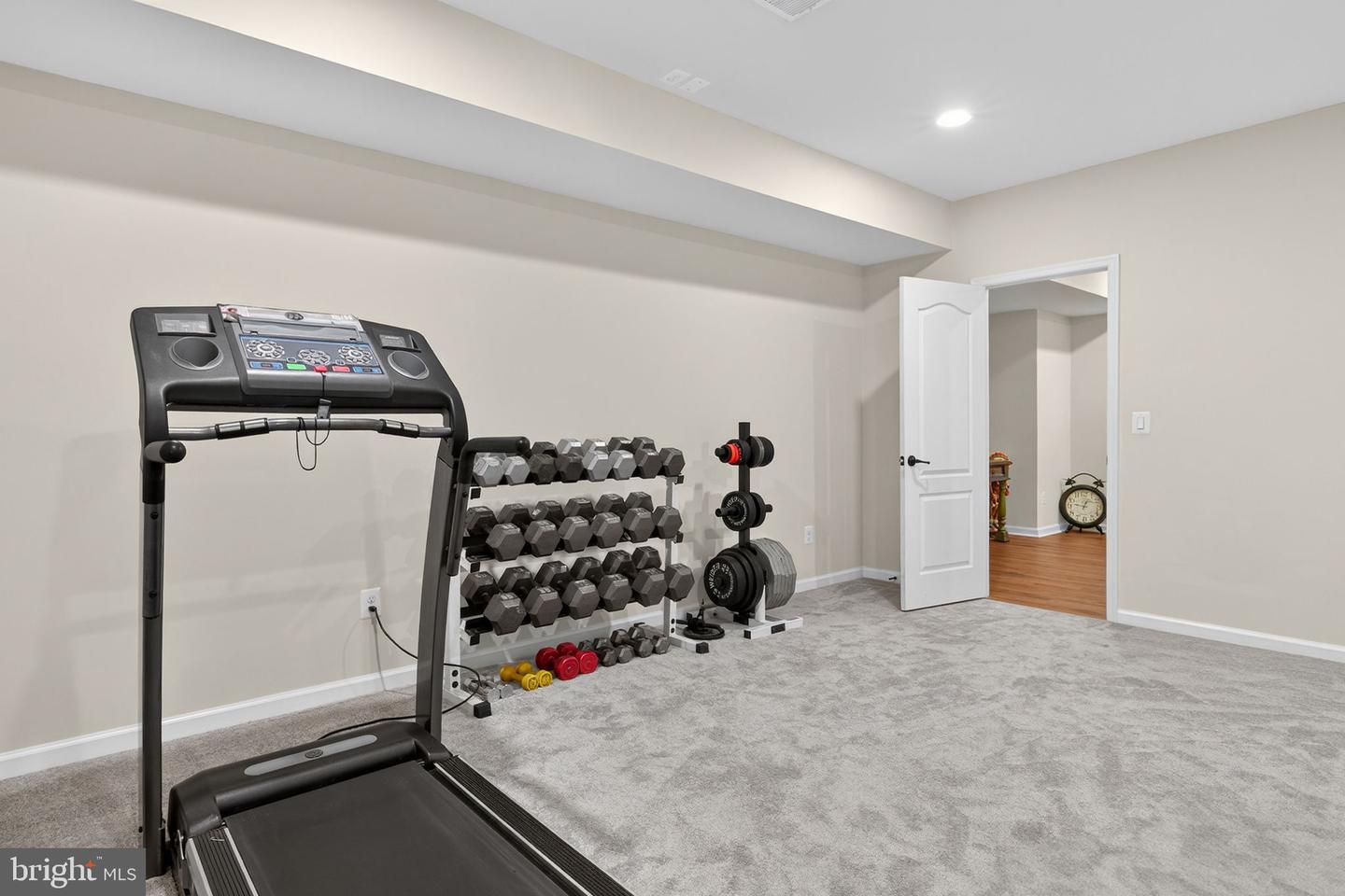 Ashburn, Virginia, 20148, United States, 5 Bedrooms Bedrooms, ,6 BathroomsBathrooms,Residential,Active,1952301