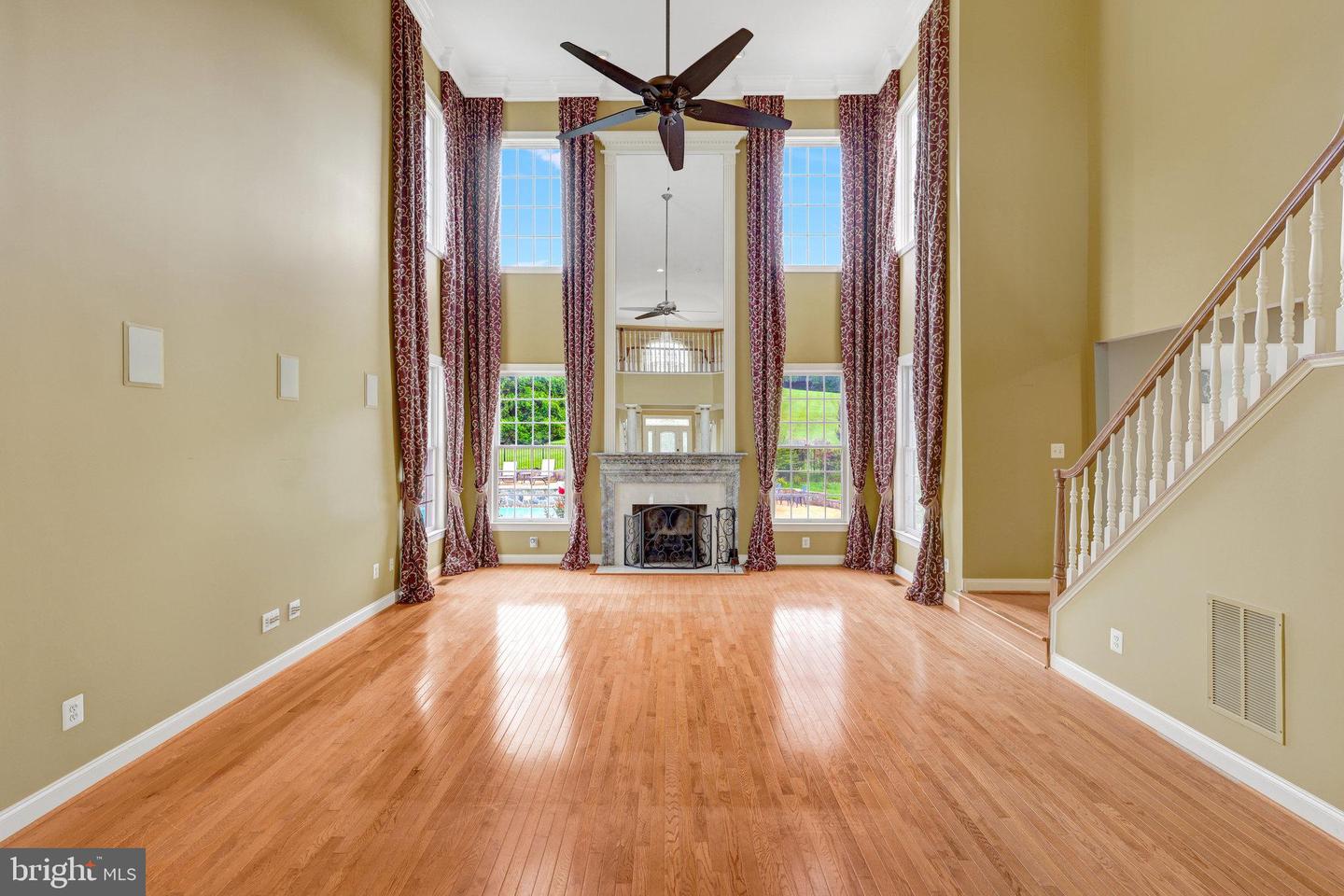 Leesburg, Virginia, 20175, United States, 4 Bedrooms Bedrooms, ,5 BathroomsBathrooms,Residential,Active,1894598