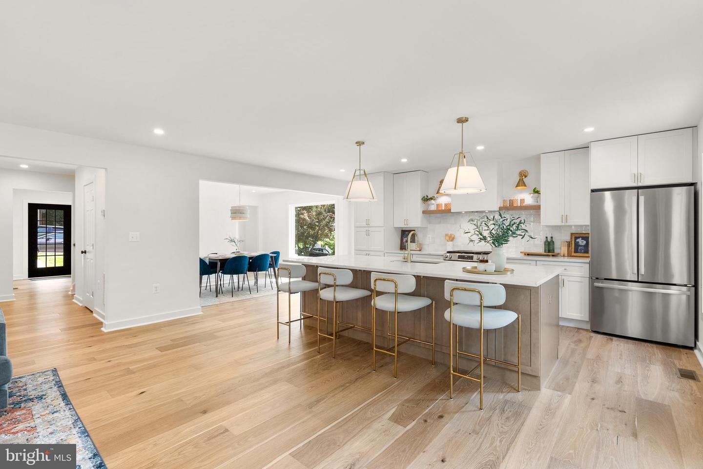 Kensington, Maryland, 20895, United States, 5 Bedrooms Bedrooms, ,4 BathroomsBathrooms,Residential,Active,1904171