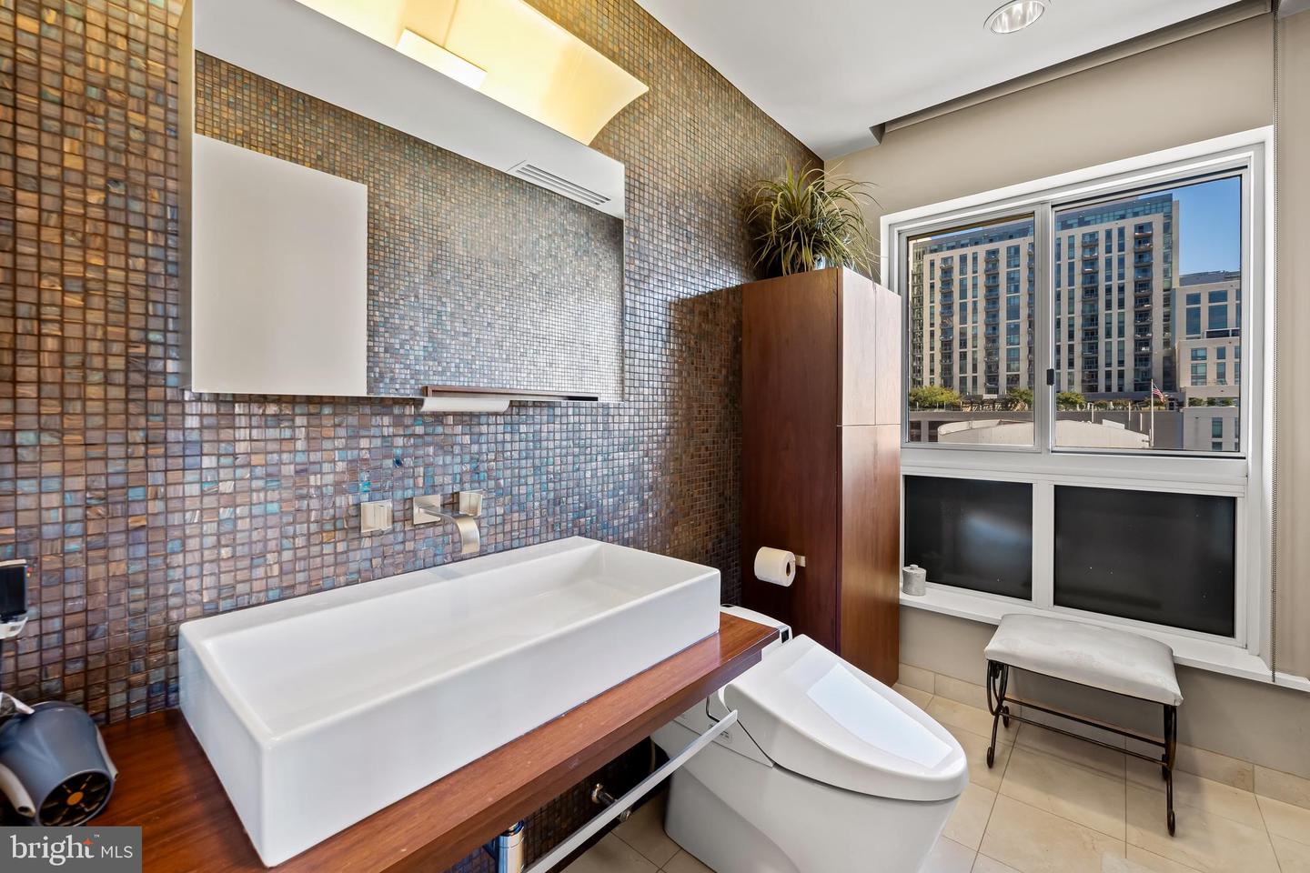 Baltimore, Maryland, 21202, United States, 3 Bedrooms Bedrooms, ,4 BathroomsBathrooms,Residential,Active,1963429