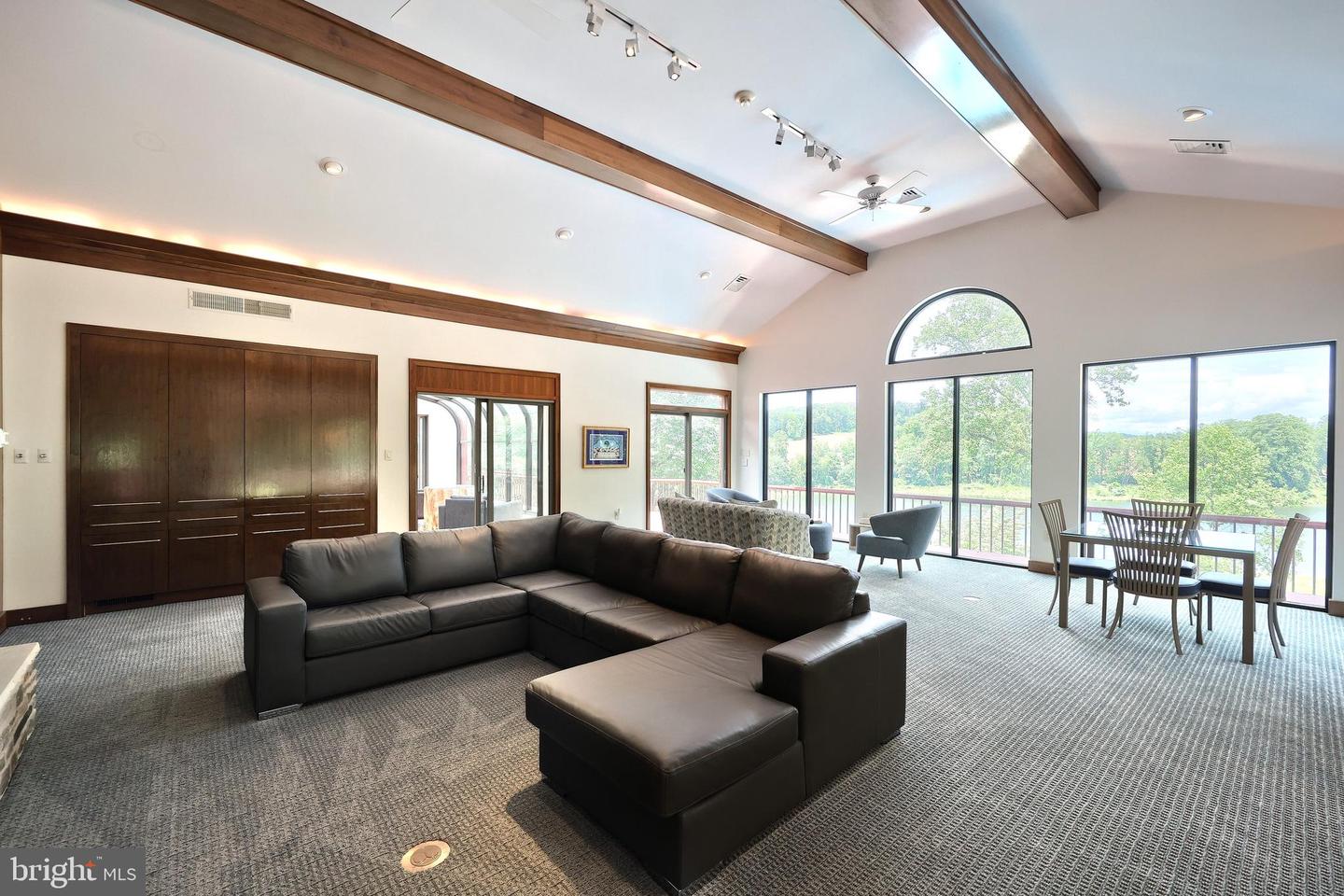 Spring Grove, Pennsylvania, 17362, United States, 6 Bedrooms Bedrooms, ,6 BathroomsBathrooms,Residential,Active,1825088