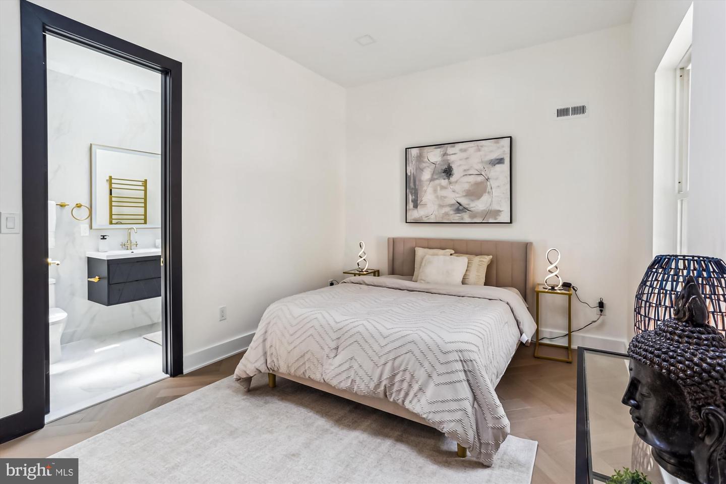 Washington, District Of Columbia, 20009, United States, 3 Bedrooms Bedrooms, ,4 BathroomsBathrooms,Residential,Active,2001346