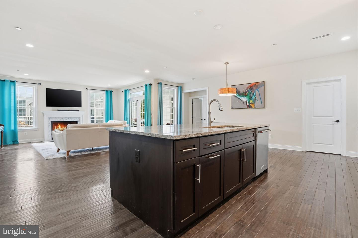 Newtown Square, Pennsylvania, 19073, United States, 3 Bedrooms Bedrooms, ,4 BathroomsBathrooms,Residential,Active,2010920