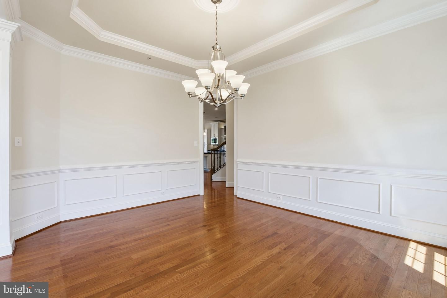 Clarksburg, Maryland, 20871, United States, 5 Bedrooms Bedrooms, ,5 BathroomsBathrooms,Residential,Contingent,2045769