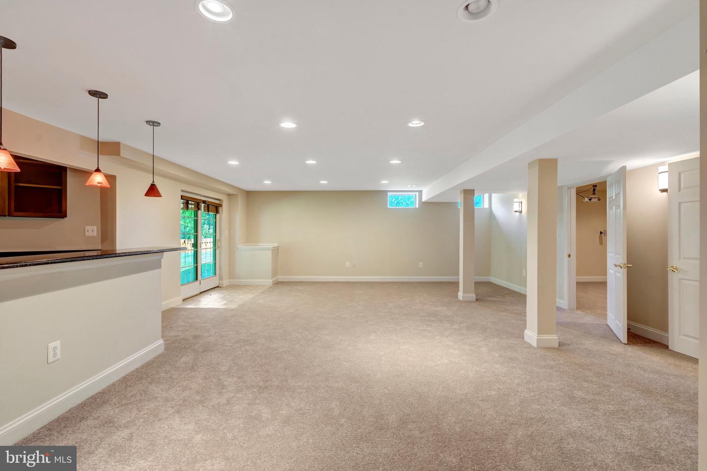 Haymarket, Virginia, 20169, United States, 5 Bedrooms Bedrooms, ,5 BathroomsBathrooms,Residential,Pending,2031766