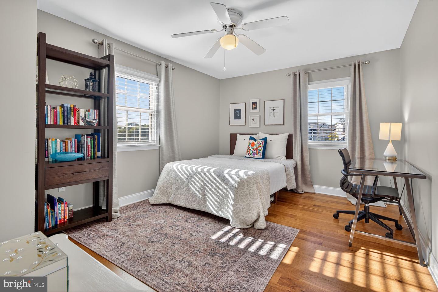 Arlington, Virginia, 22201, United States, 3 Bedrooms Bedrooms, ,3 BathroomsBathrooms,Residential,Active,1997876