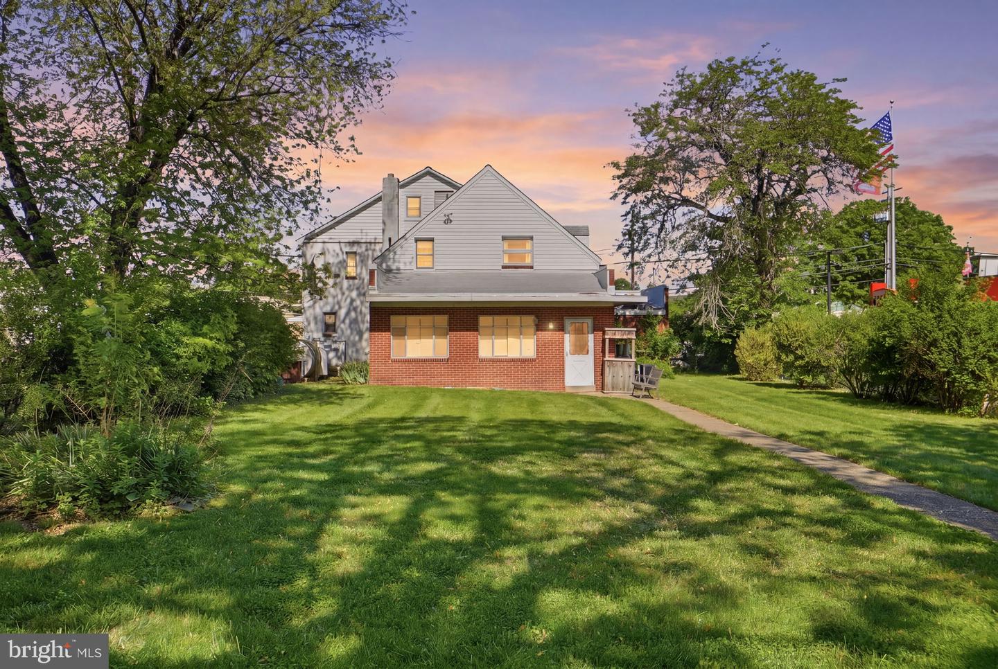 Laurel, Maryland, 20707, United States, 5 Bedrooms Bedrooms, ,6 BathroomsBathrooms,Residential,Active,2052098