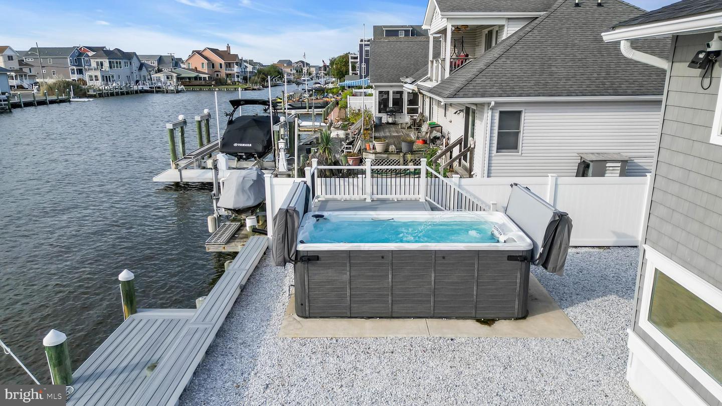 Toms River, New Jersey, 08753, United States, 5 Bedrooms Bedrooms, ,3 BathroomsBathrooms,Residential,Active,1952597