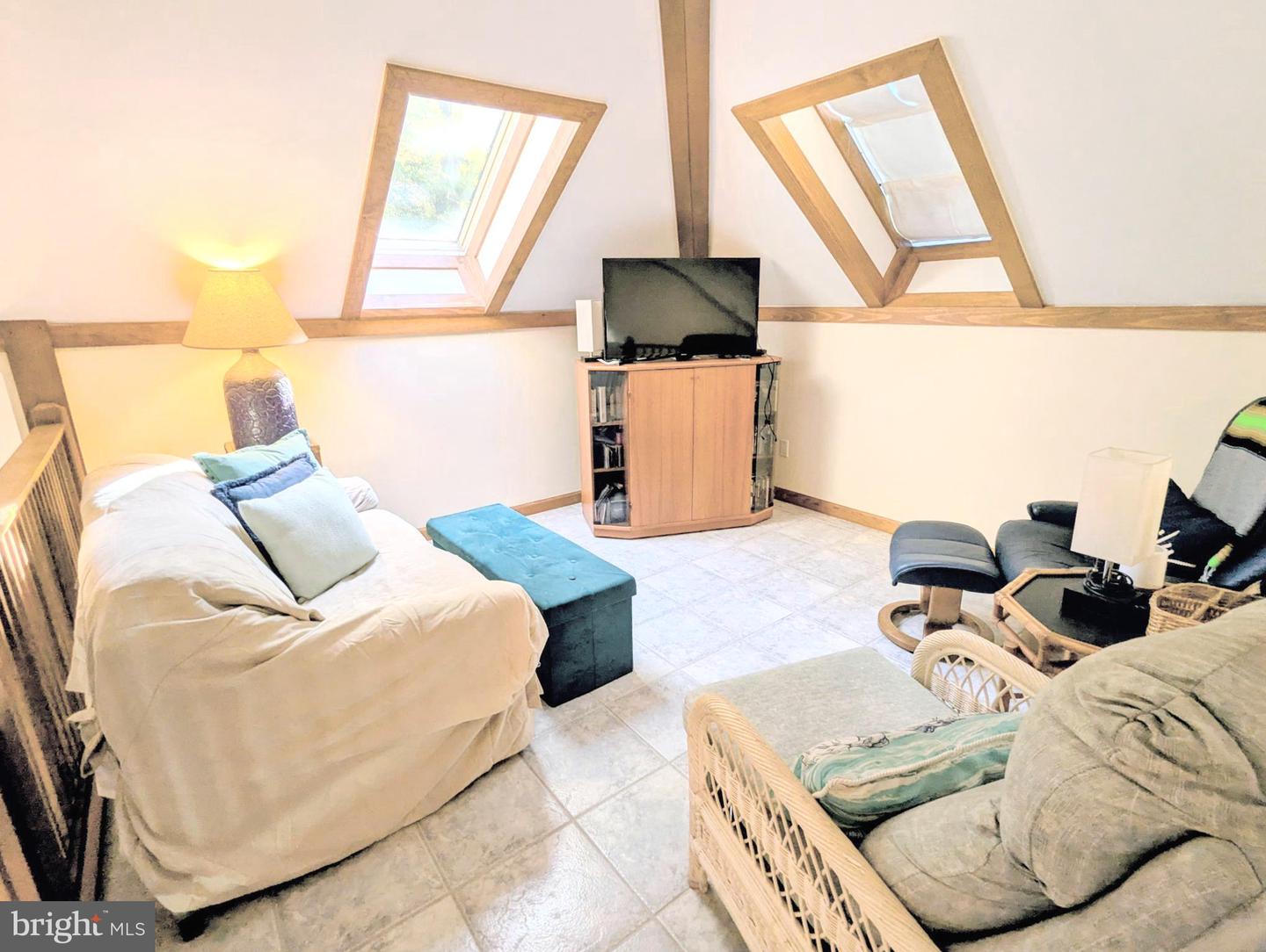 Queenstown, Maryland, 21658, United States, 4 Bedrooms Bedrooms, ,3 BathroomsBathrooms,Residential,Active,1973642