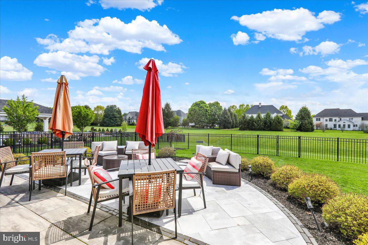 Lititz, Pennsylvania, 17543, United States, 5 Bedrooms Bedrooms, ,6 BathroomsBathrooms,Residential,Active,2045017