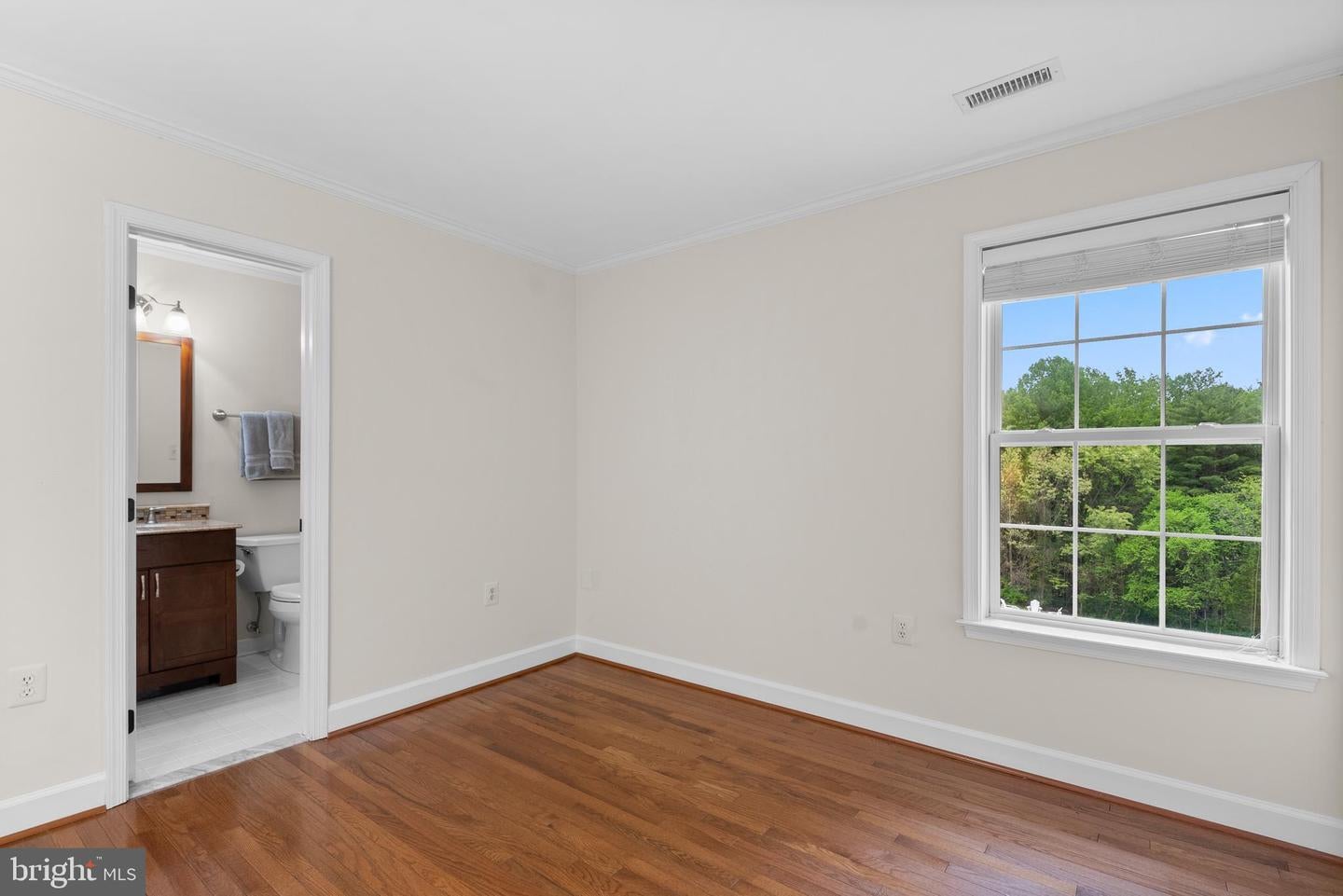 Boyds, Maryland, 20841, United States, 5 Bedrooms Bedrooms, ,5 BathroomsBathrooms,Residential,Active,2044597