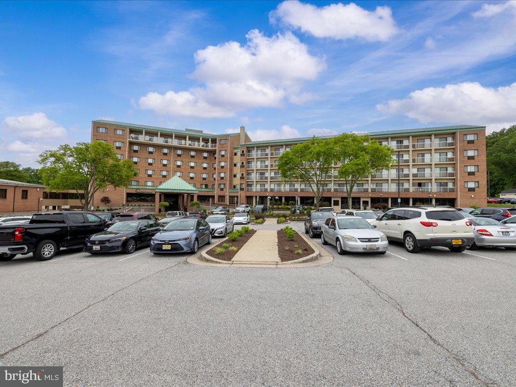 Ellicott City, Maryland, 21042, United States, 5 Bedrooms Bedrooms, ,5 BathroomsBathrooms,Residential,Pending,2045798