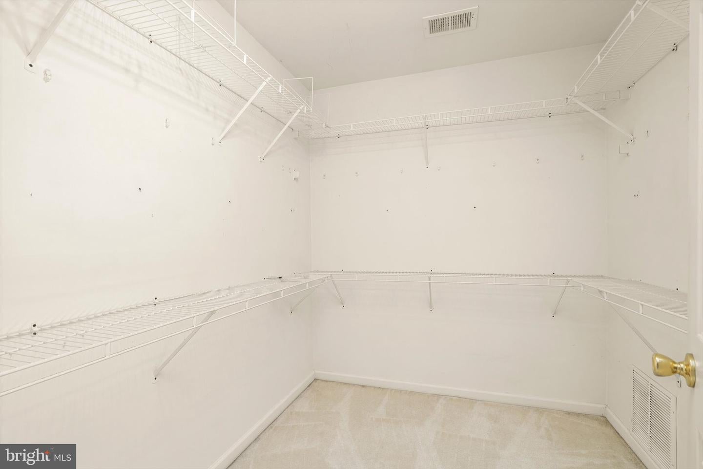Allentown, New Jersey, 08501, United States, 4 Bedrooms Bedrooms, ,4 BathroomsBathrooms,Residential,Active,1897995